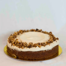 Load image into Gallery viewer, Carrot cake with Mascarpone Frosting
